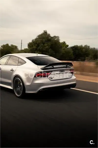 Usado Audi RS7 Sportback 560 CV (411 kW) 2017 Gris / plata Utilitario