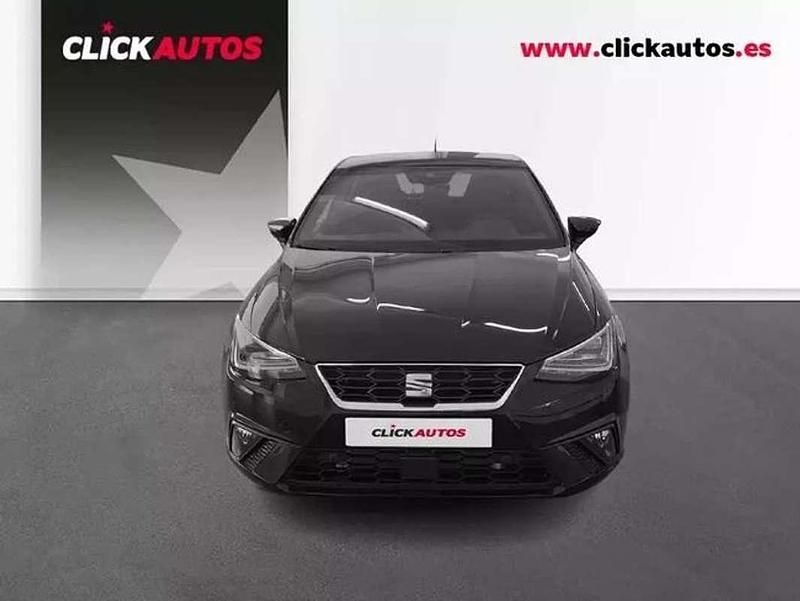 Usado Seat Ibiza FR 116 CV (85 kW) 2025 Negro Utilitario