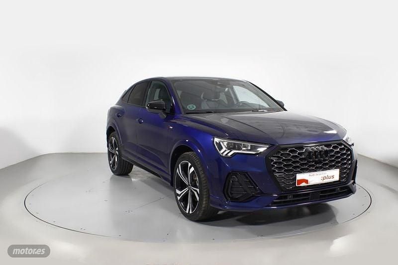 Azul Usado 2024 Audi Q3 Sportback Ambiente SUV | 43.900 € - Imagen 1/4