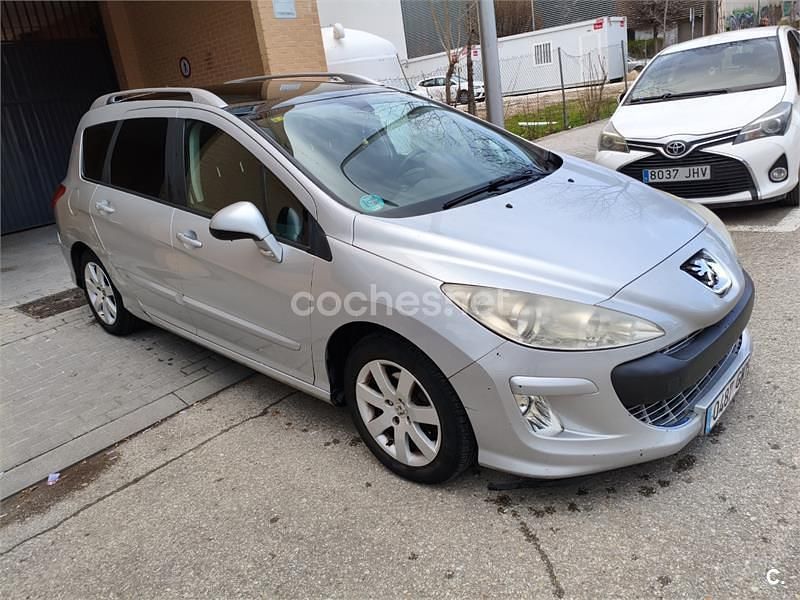 Usado Peugeot 308 SW Sport 120 CV (88 kW) 2009 Gris / plata Familiar