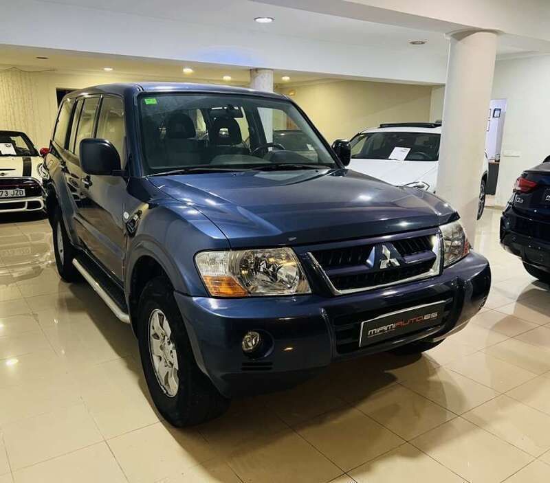 Azul Usado 2006 Mitsubishi Montero Instyle SUV | 17.900 € (Precio justo) - Imagen 1/4
