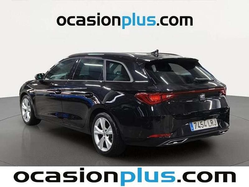 Usado Seat Leon ST FR 150 CV (110 kW) 2021 Negro Familiar