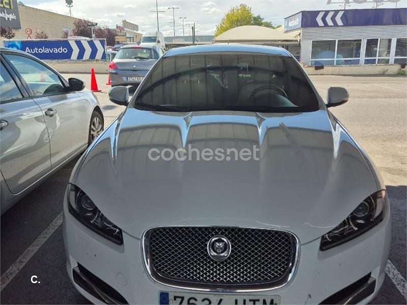 Blanco Usado 2013 Jaguar XF Classic Berlina | 10.500 € (Precio justo) - Imagen 1/4