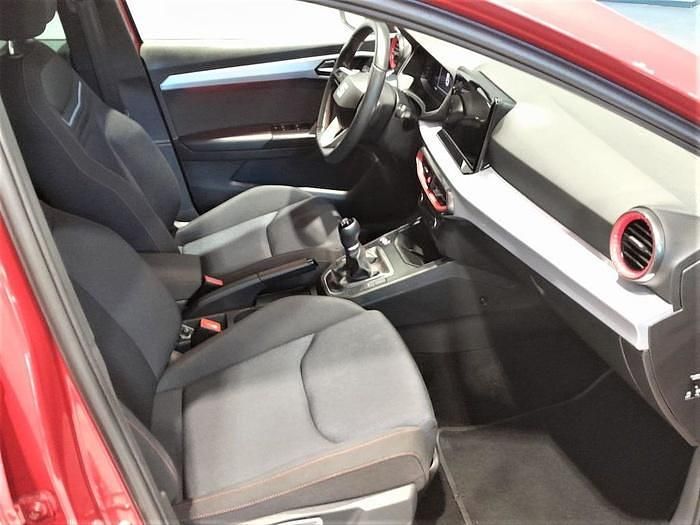 Usado Seat Ibiza FR 115 CV (84 kW) 2024 Rojo
