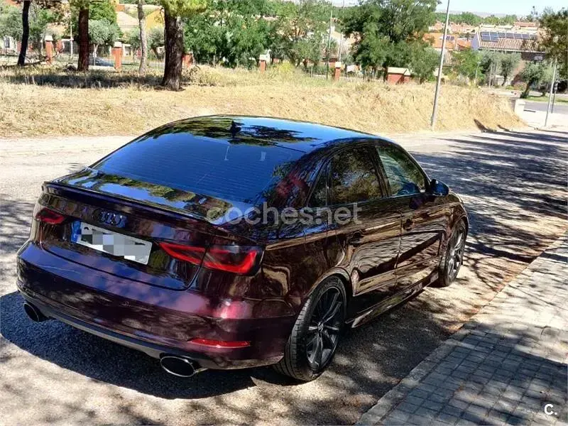 Usado Audi A3 Advanced 150 CV (110 kW) 2016 Granate Berlina