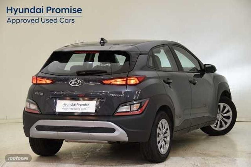 Usado Hyundai Kona 120 CV (88 kW) 2023 Ecotronic gray SUV