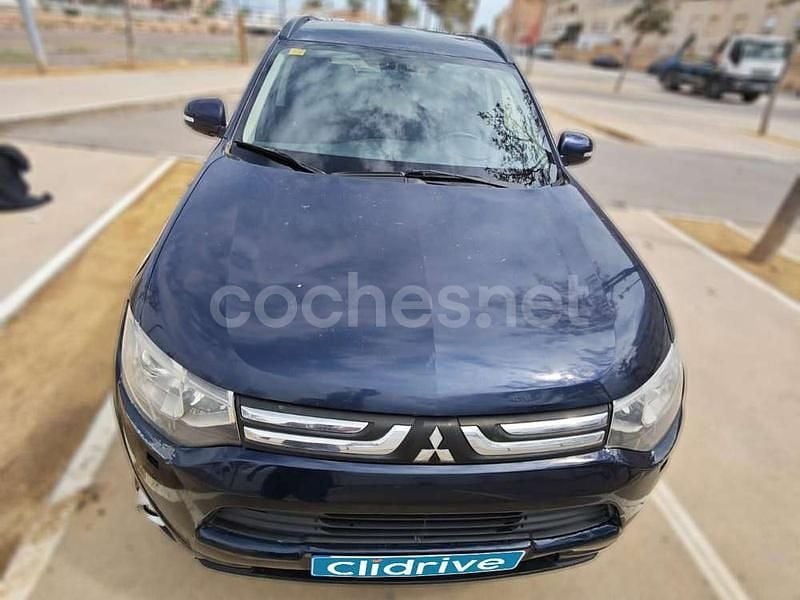 Usado Mitsubishi Outlander Motion 150 CV (110 kW) 2013 Azul SUV