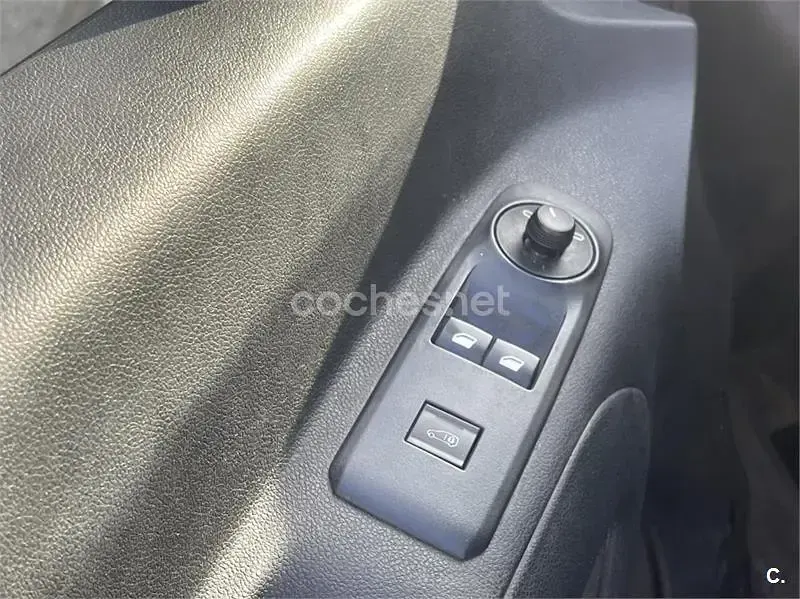 Usado Citroën Berlingo Live 102 CV (75 kW) 2022 Blanco Monovolumen