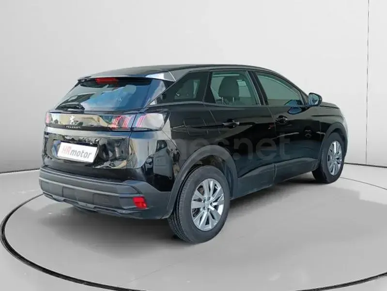 Usado Peugeot 3008 Active 130 CV (95 kW) 2021 Gris / plata SUV