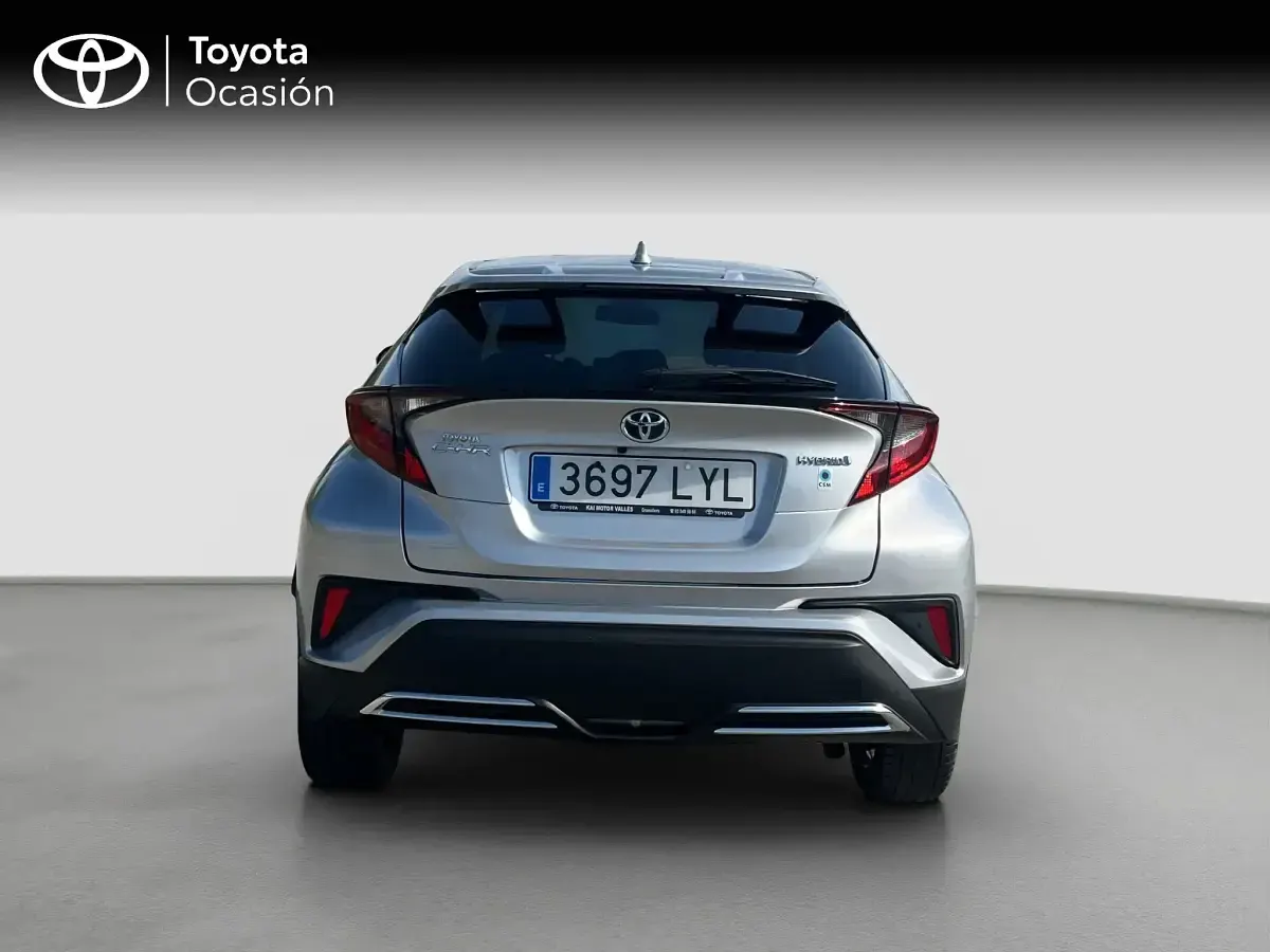 Usado Toyota C-HR Advance 184 CV (135 kW) 2022 Gris SUV