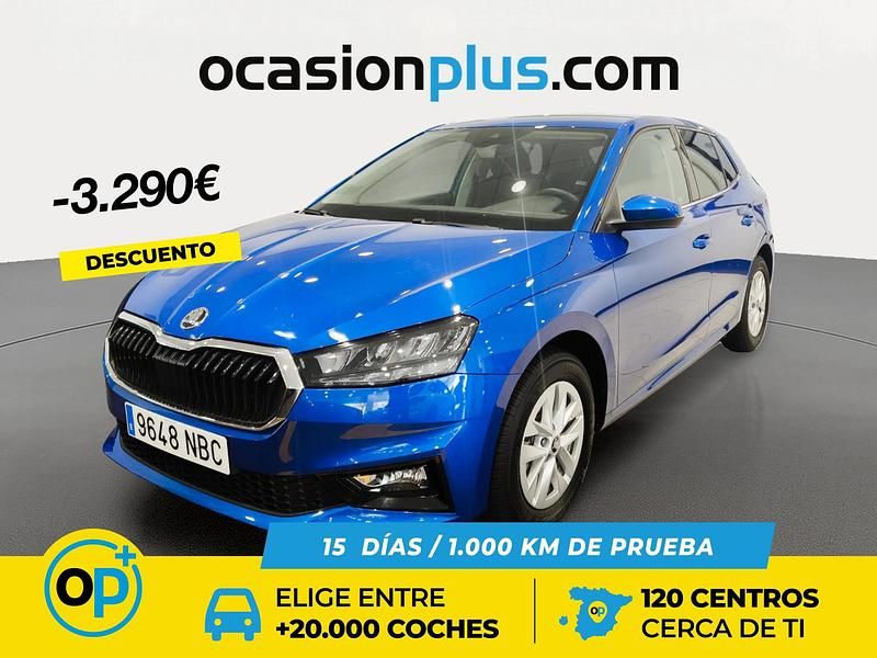 Usado Skoda Fabia Selection 115 CV (84 kW) 2025 Azul Berlina