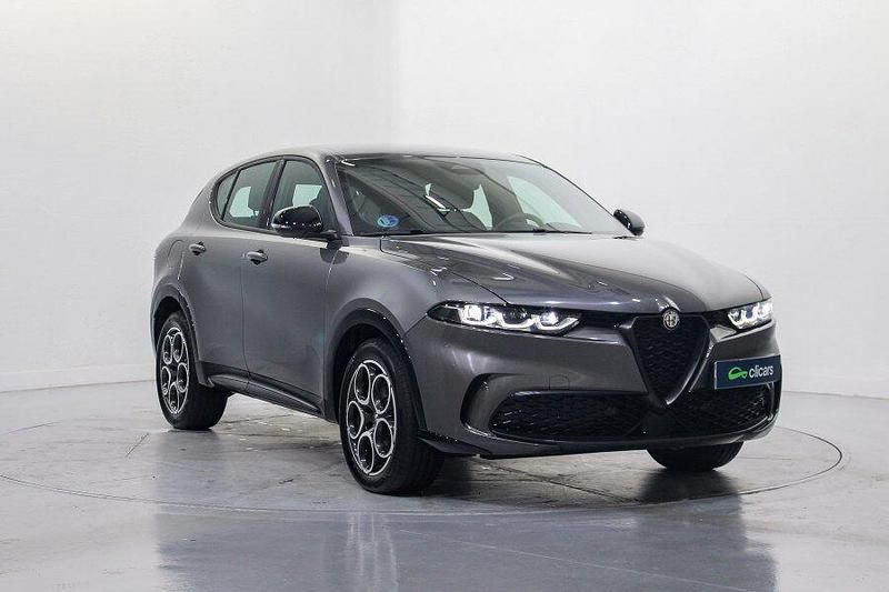 Usado Alfa Romeo Tonale Sprint 130 CV (95 kW) 2024 Gris SUV