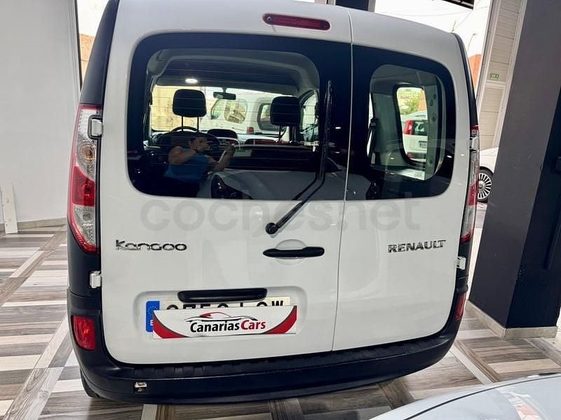 Usado Renault Kangoo 75 CV (55 kW) 2018 Blanco Monovolumen