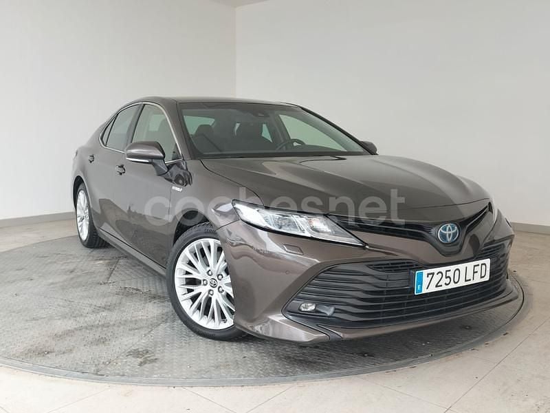 Usado Toyota Camry Advance 218 CV (160 kW) 2020 Marrón Berlina