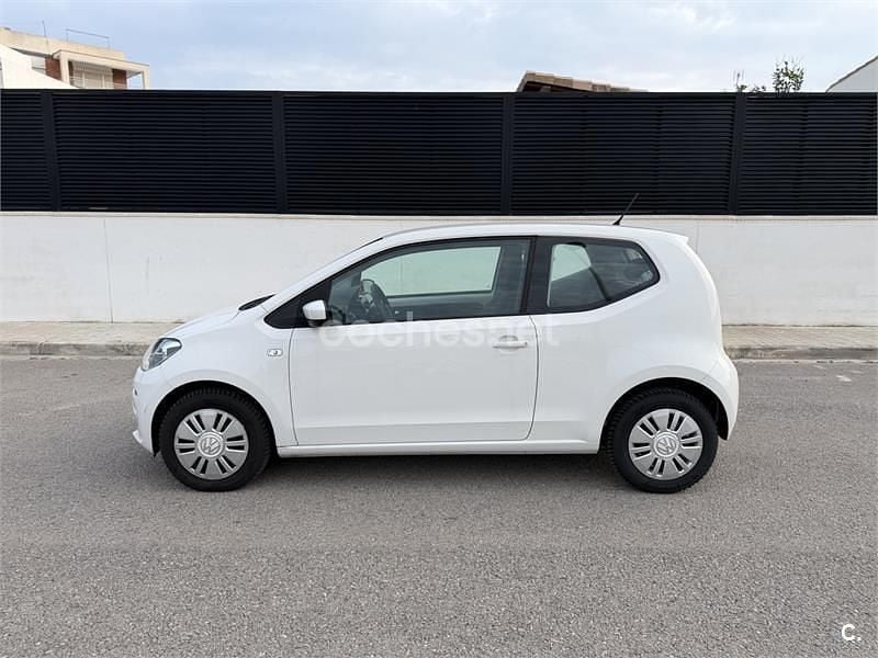 Usado VW up! high up! 60 CV (44 kW) 2014 Blanco Utilitario