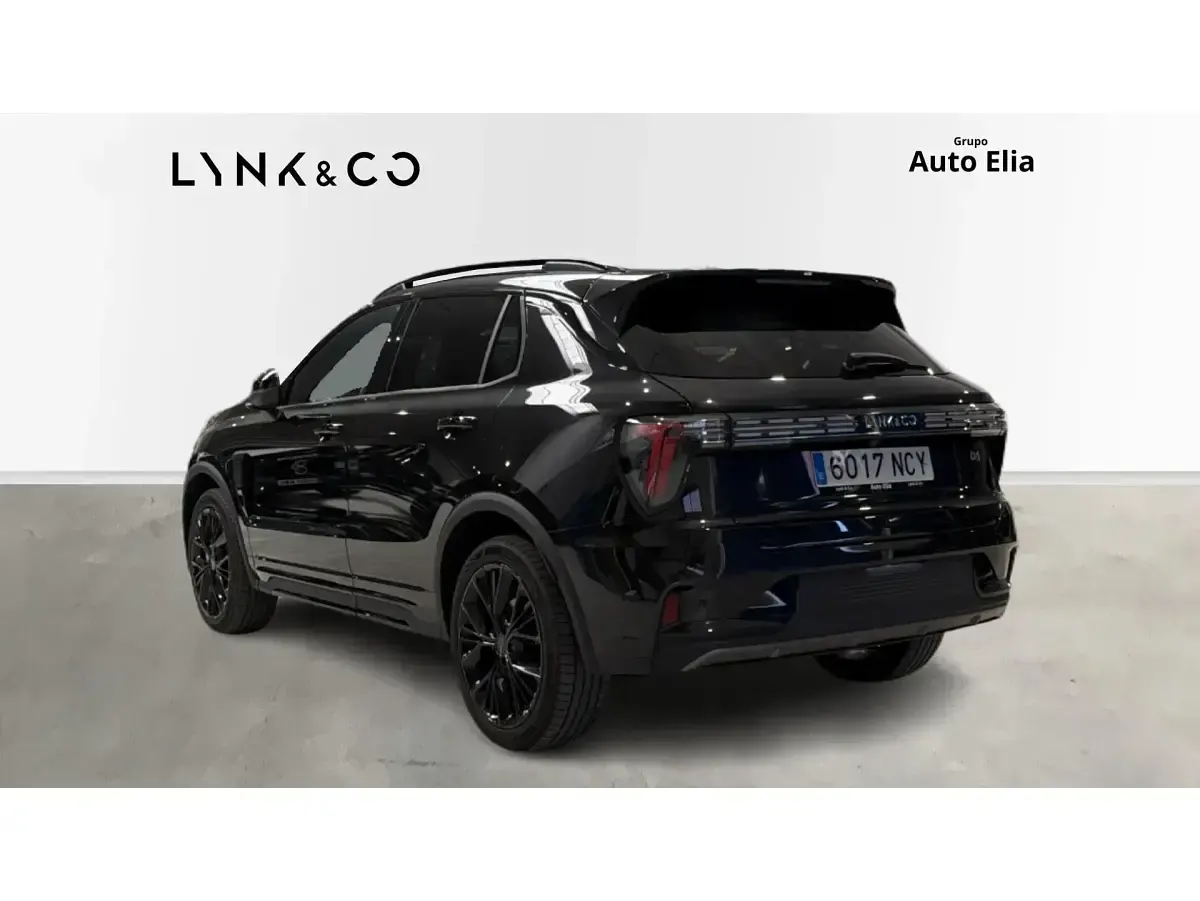 Usado Lynk & Co 01 276 CV (202 kW) 2025 Negro SUV