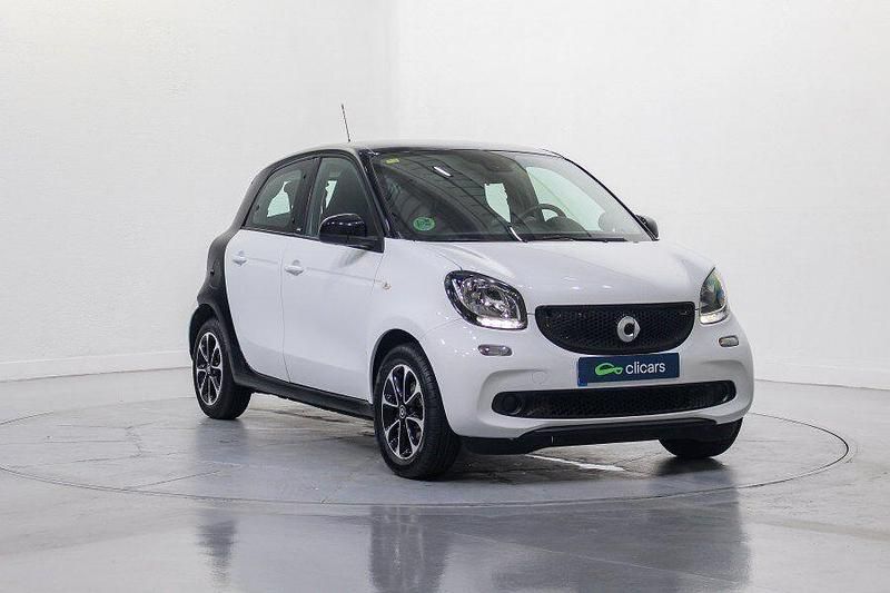 Usado Smart ForFour Passion 71 CV (52 kW) 2016 Blanco Utilitario