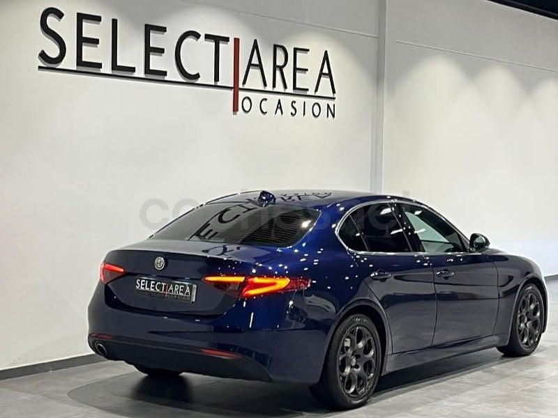 Usado Alfa Romeo Giulia Super 160 CV (117 kW) 2019 Azul Berlina