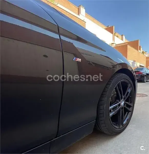 Usado BMW 118 150 CV (110 kW) 2018 Negro Berlina