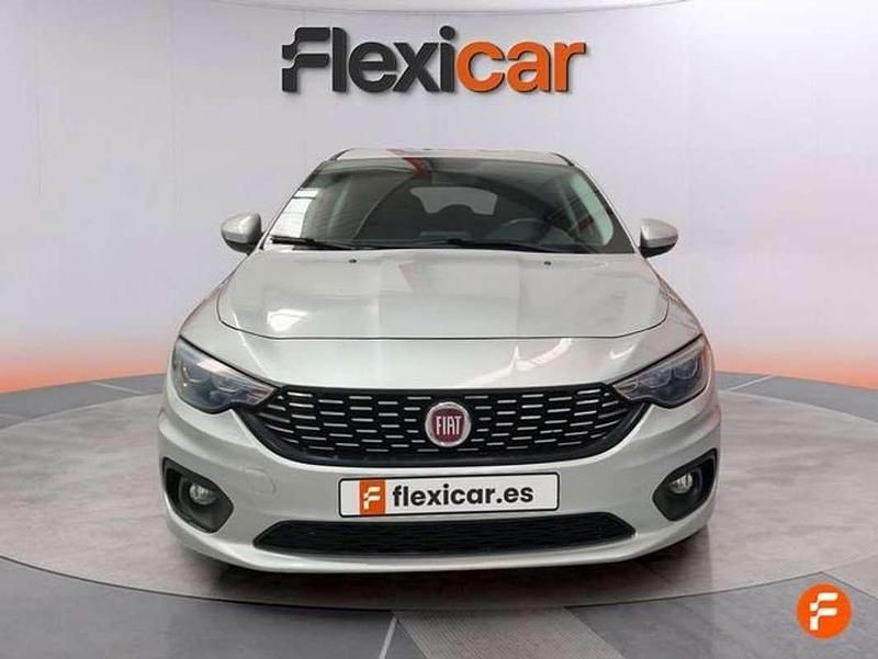 Usado Fiat Tipo Business 95 CV (69 kW) 2020 Gris Familiar