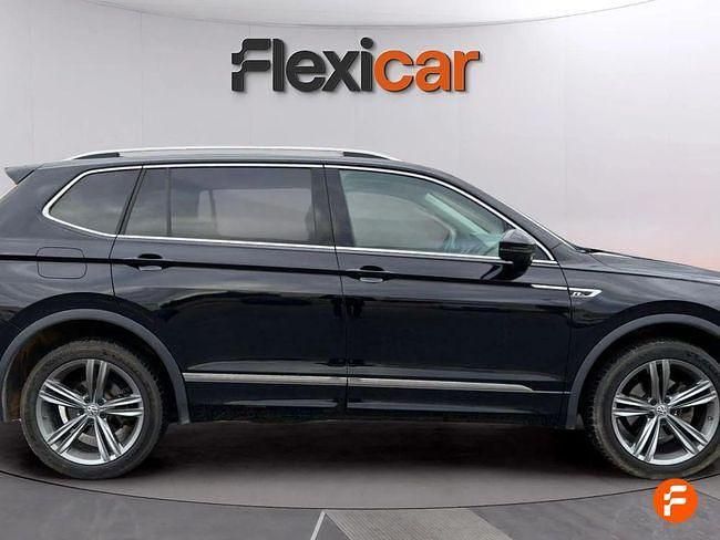 Usado VW Tiguan R-line 150 CV (110 kW) 2021 Negro SUV