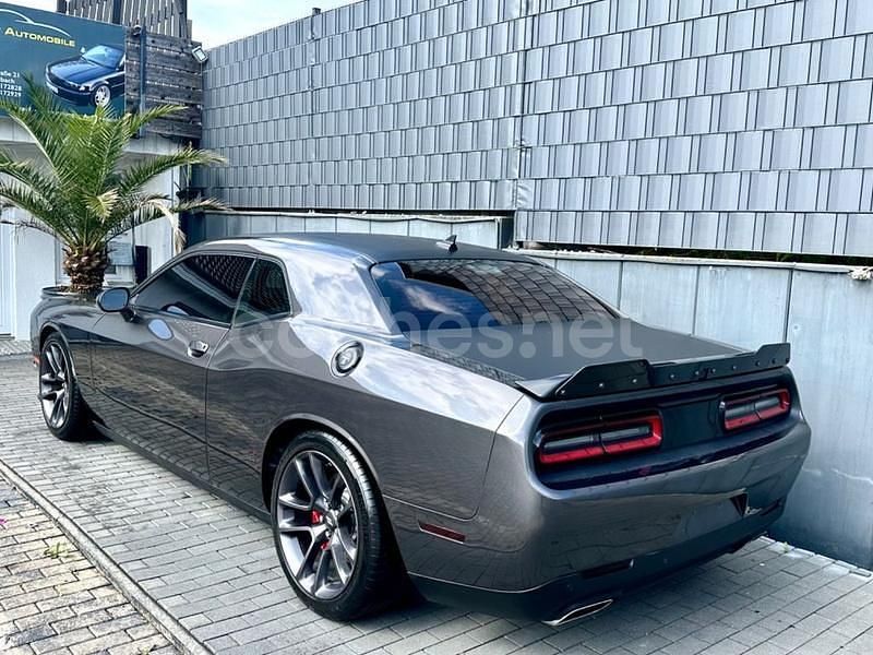Gris / plata Usado 2021 Dodge Challenger Coupe | 40.000 € - Imagen 1/4