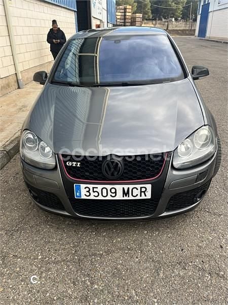 Usado VW Golf V GTI 200 CV (147 kW) 2007 Gris / plata Berlina