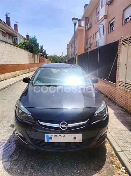 Brugt Opel Astra Selective 115 HK (84 kW) 2013 Sort Sedan