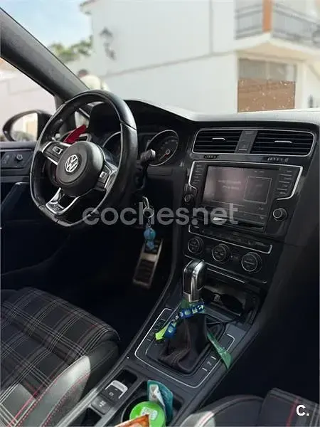Usado VW Golf VII GTI 230 CV (169 kW) 2015 Azul Berlina