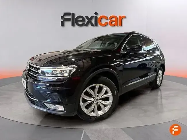 Usado VW Tiguan Sportline 150 CV (110 kW) 2017 Negro SUV