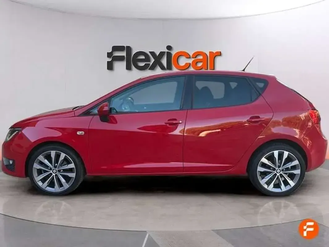 Usado Seat Ibiza CONNECT 110 CV (80 kW) 2017 Rojo Berlina