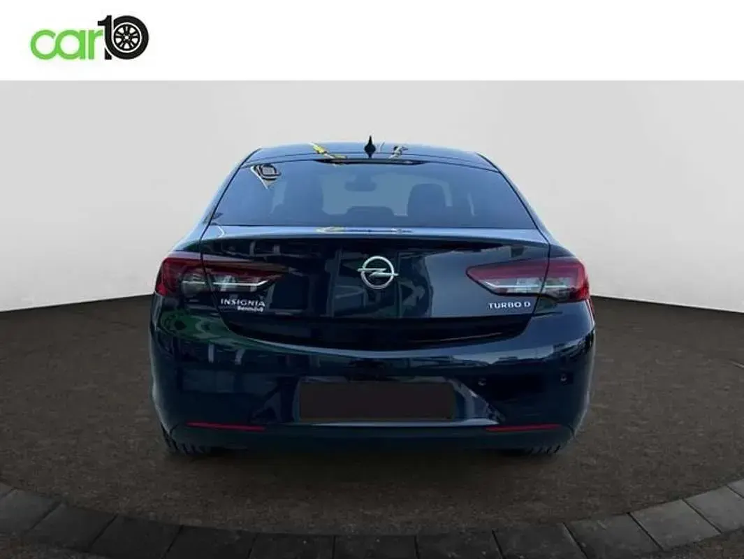 Usado Opel Insignia Business 110 CV (80 kW) 2019 Negro Berlina