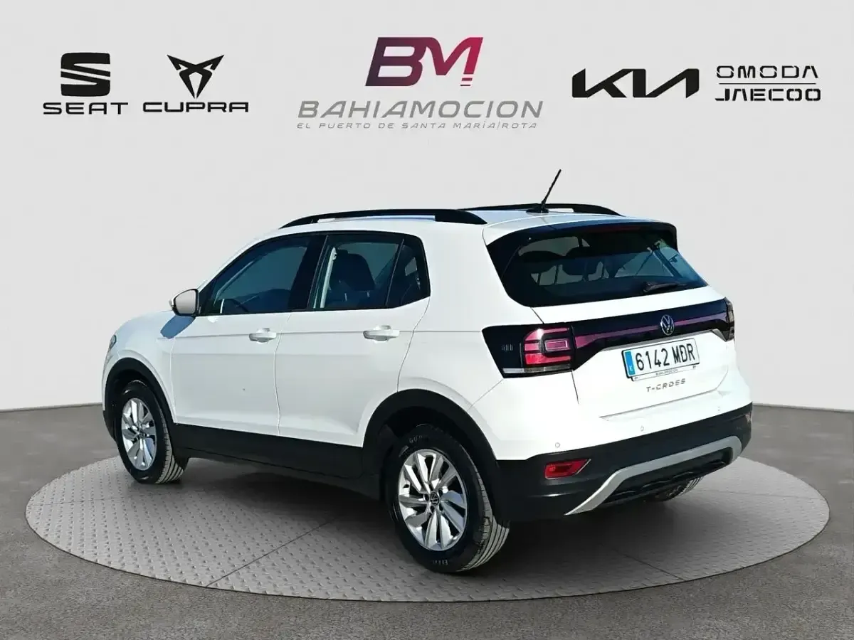 Usado VW T-Cross Advance 110 CV (80 kW) 2023 Blanco SUV