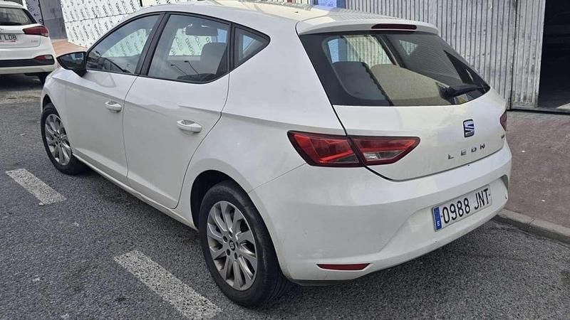 Usado Seat Leon 110 CV (80 kW) 2016 Blanco Utilitario