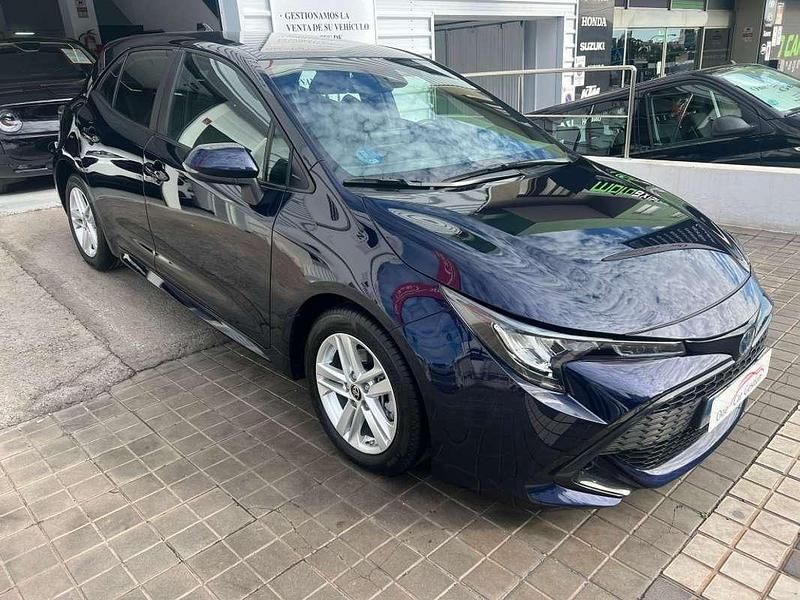 Usado Toyota Corolla Active 122 CV (89 kW) 2022 Azul Utilitario