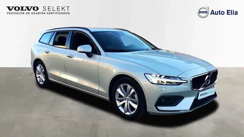Usado Volvo V60 Momentum 190 CV (139 kW) 2018 Familiar
