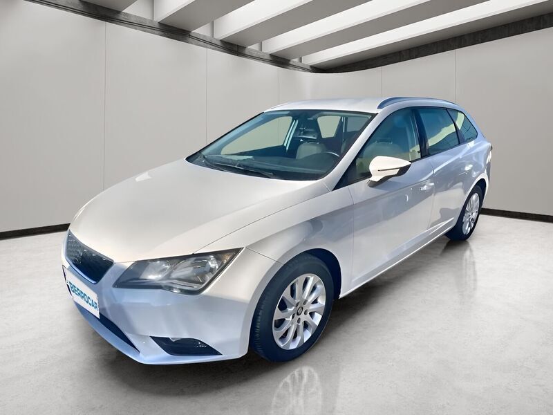 Blanco Usado 2014 Seat Leon Style Familiar | 9950 € (Caro) - Imagen 1/4
