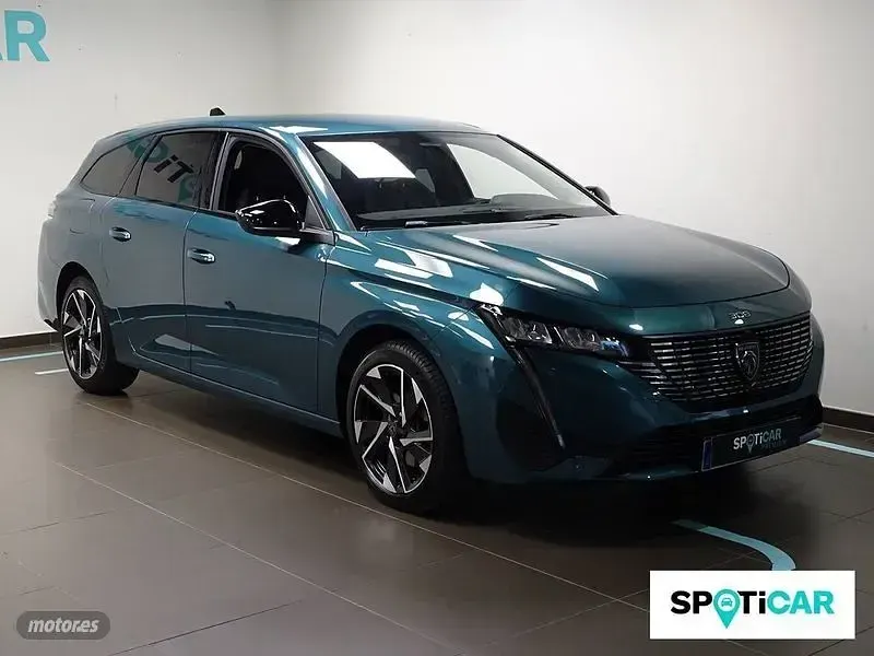 Usado Peugeot 308 SW Allure 130 CV (95 kW) 2023 Azul Familiar