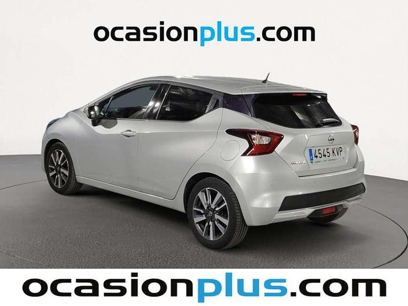 Usado Nissan Micra N-Connecta 90 CV (66 kW) 2019 Plateado Utilitario