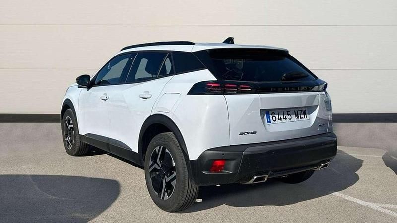 Usado Peugeot 2008 Allure 147 CV (108 kW) 2025 Blanco SUV