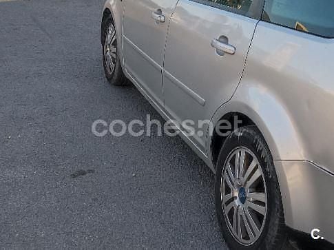 Używany Ford C-MAX Trend 109 KM (80 kW) 2004 Czarny Minivan
