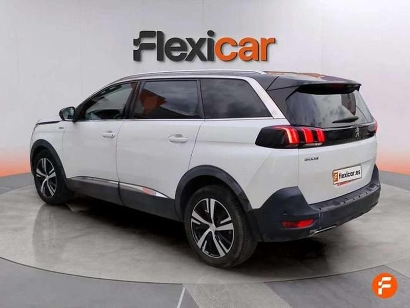 Usado Peugeot 5008 GT-line 131 CV (96 kW) 2018 Blanco SUV