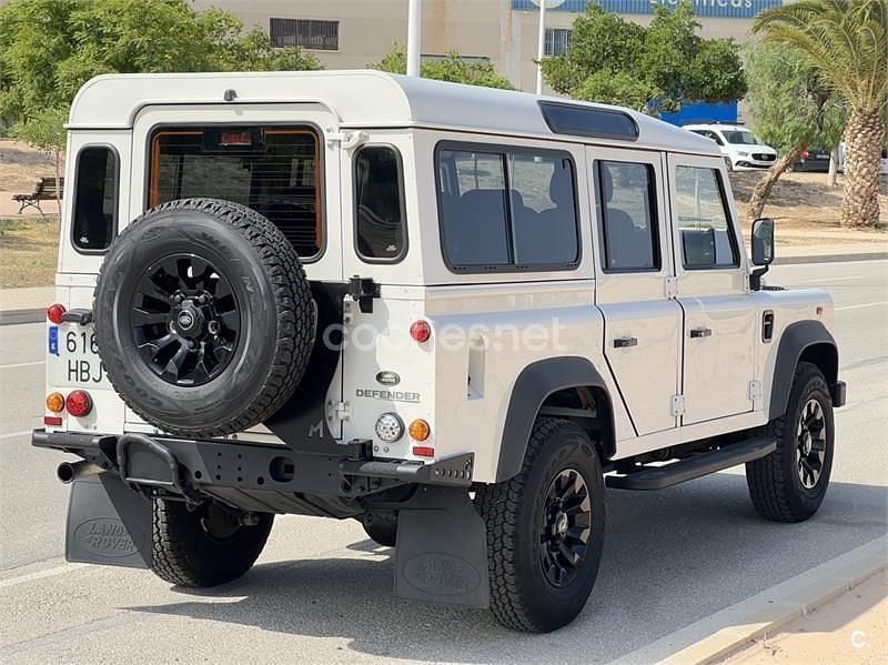 Usado Land Rover Defender S 122 HP (89 kW) 2011 Branco Carrinha