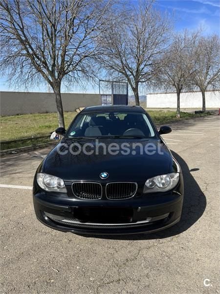 Negro Usado 2009 BMW 118 Utilitario | 5500 € (Super precio) - Imagen 1/4