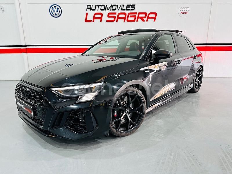 Usado Audi RS3 Ambiente 400 CV (294 kW) 2022 Negro Berlina