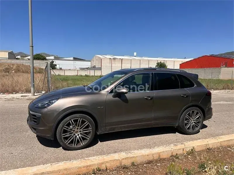 Usado Porsche Cayenne S 385 CV (283 kW) 2015 Marrón SUV