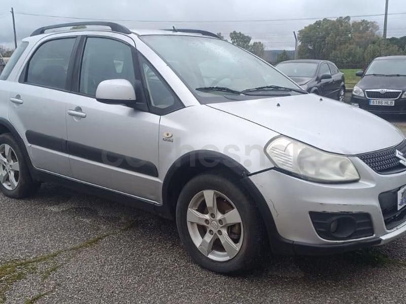 Usado Suzuki SX4 GL 135 CV (99 kW) 2012 Gris / plata SUV