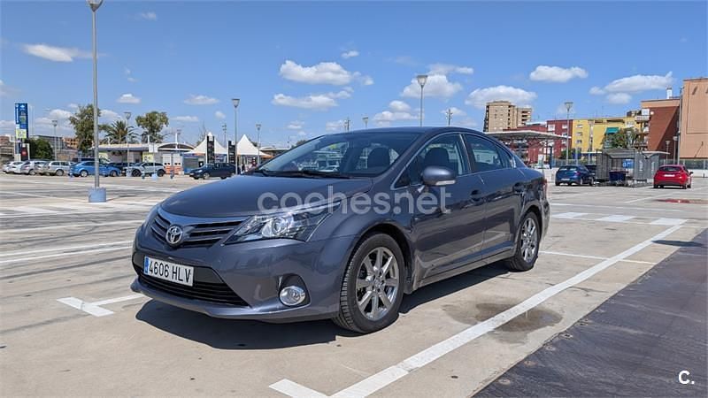 Azul Usado 2012 Toyota Avensis Advance Berlina | 12.800 € - Imagen 1/4