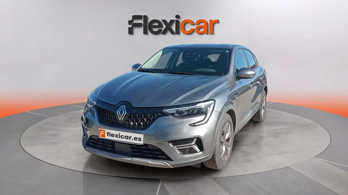 Usado Renault Arkana Evolution 140 CV (102 kW) 2024 Gris SUV