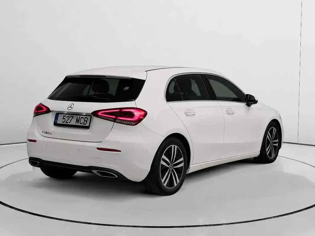 Usado Mercedes A200 Advanced 150 CV (110 kW) 2022 Blanco Utilitario